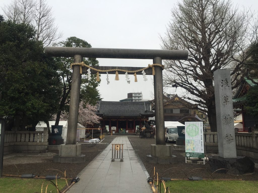 10-2 浅草神社