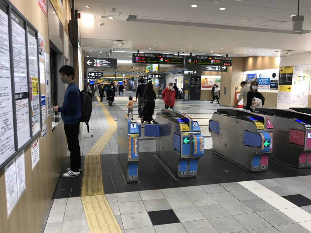 MG11_武蔵小杉駅南口改札